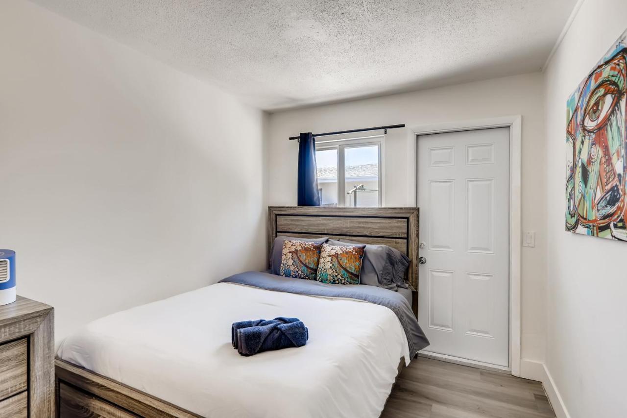 !!Coral Sands 1 Bedroom Stunner!! West Palm Beach Bagian luar foto